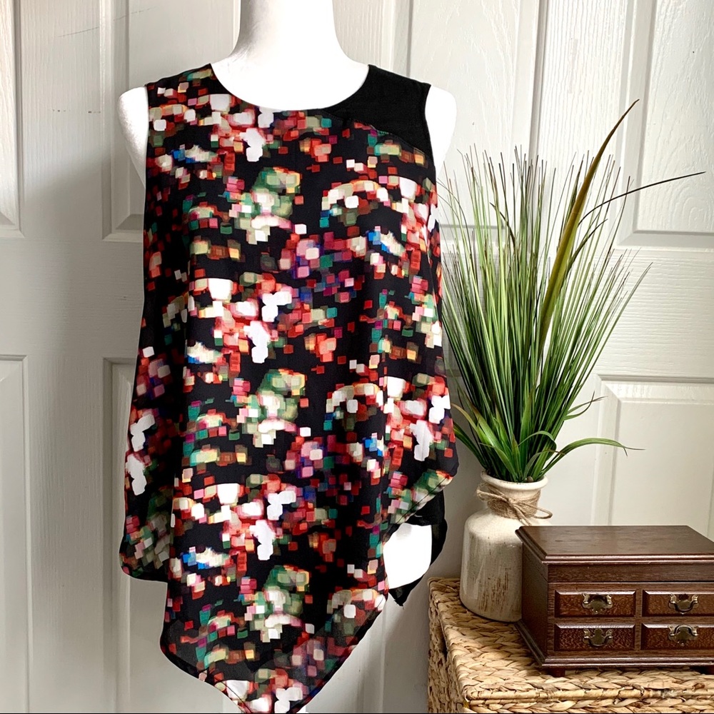 MOSSIMO blurred graphics print